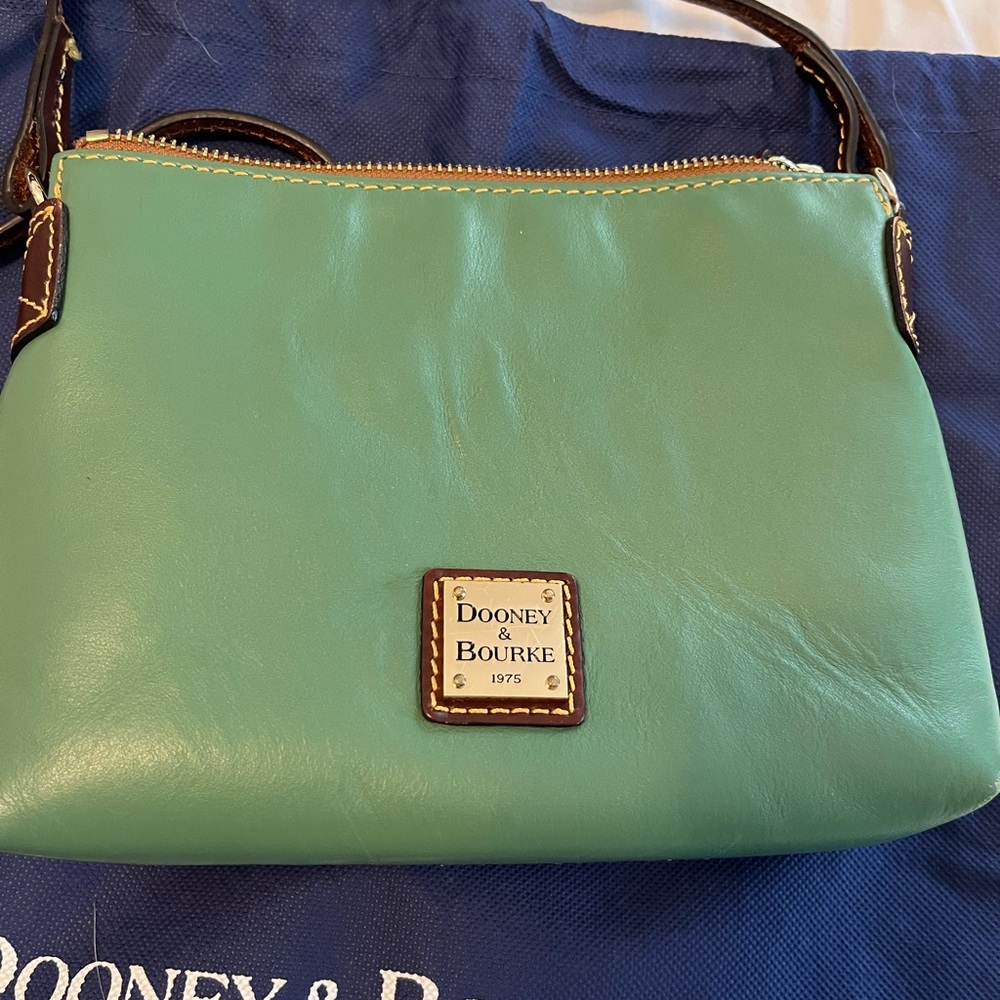 Dooney & Bourke green crossbody purse